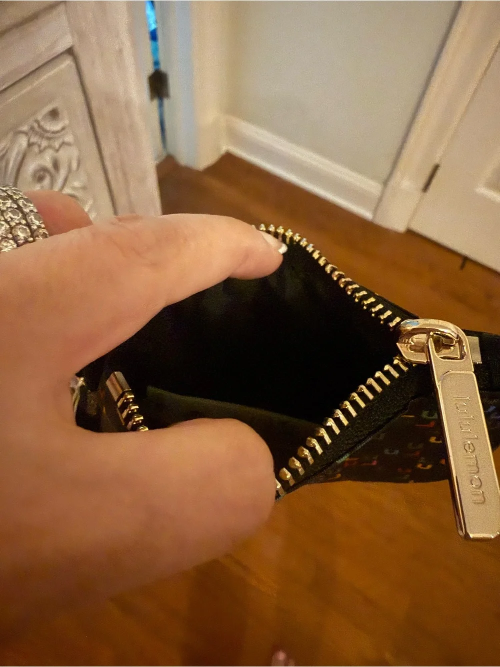 NWT LULULEMON DUAL POUCH WRISTLET